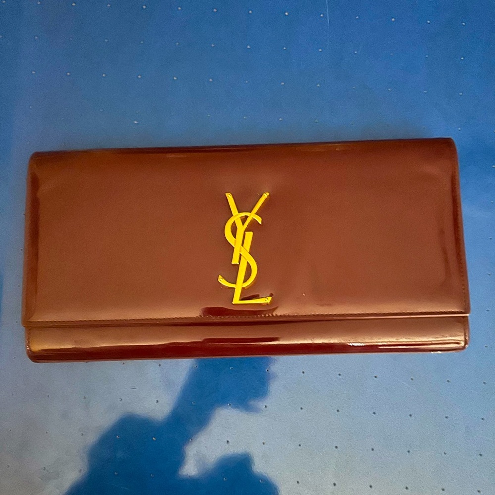 YSL  clutch